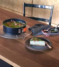 Le Creuset Springvorm Patiliss ø 24 Cm -Le Creuset 1053x1200