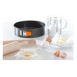 Le Creuset Springvorm - Ø 20 Cm - Zwart 13 Le Creuset Springvorm - Ø 20 Cm - Zwart -Le Creuset 1200x1200 18