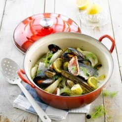 Le Creuset 34 Le Creuset -Le Creuset 1200x1200