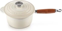 Le Creuset Steelpan - Met Deksel - Tradition - Meringue - ø 18 Cm / 1.8 Liter 14 Le Creuset Steelpan - Met Deksel - Tradition - Meringue - ø 18 Cm / 1.8 Liter -Le Creuset 1200x594 1