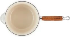 Le Creuset Steelpan - Met Deksel - Tradition - Meringue - ø 18 Cm / 1.8 Liter 13 Le Creuset Steelpan - Met Deksel - Tradition - Meringue - ø 18 Cm / 1.8 Liter -Le Creuset 1200x637