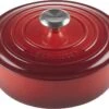 Le Creuset - Gietijzeren - Lage Braadpan - 24cm - Kersenrood 2 Le Creuset - Gietijzeren - Lage Braadpan - 24cm - Kersenrood -Le Creuset 1200x738