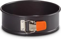 Le Creuset Springvorm - Ø 20 Cm - Zwart 19 Le Creuset Springvorm - Ø 20 Cm - Zwart -Le Creuset 1200x758