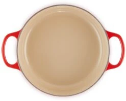 Le Creuset - Gietijzeren - Lage Braadpan - 24cm - Kersenrood 25 Le Creuset - Gietijzeren - Lage Braadpan - 24cm - Kersenrood -Le Creuset 1200x969