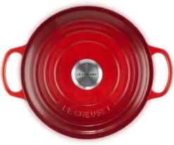 Le Creuset - Gietijzeren - Lage Braadpan - 24cm - Kersenrood 33 Le Creuset - Gietijzeren - Lage Braadpan - 24cm - Kersenrood -Le Creuset 1200x998