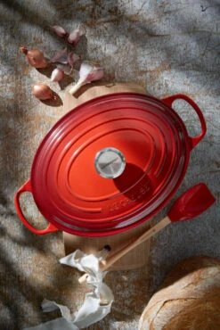 Le Creuset Braadpan Signature - Ovaal - Kersenrood - ø 33 Cm / 7.5 Liter 10 Le Creuset Braadpan Signature - Ovaal - Kersenrood - ø 33 Cm / 7.5 Liter -Le Creuset 21178330602430 3
