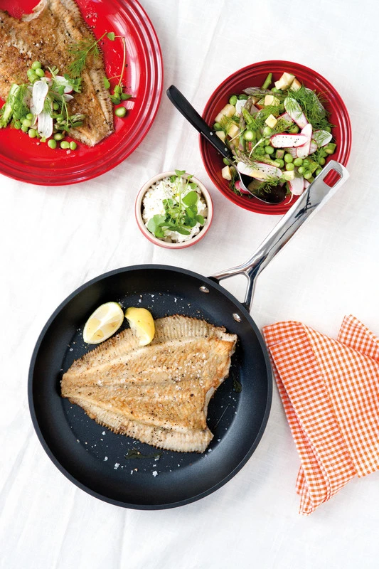 Le Creuset Koekenpannenset Les Forgées TNS - ø 24 En 28 Cm - Standaard Anti-aanbaklaag 11 Le Creuset Koekenpannenset Les Forgées TNS - ø 24 En 28 Cm - Standaard Anti-aanbaklaag - Afbeelding 10