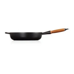 Le Creuset Signature Hapjespan Houten Handvat 28 Cm -Le Creuset 512411 01 4 ProductImageExtra 09add60760