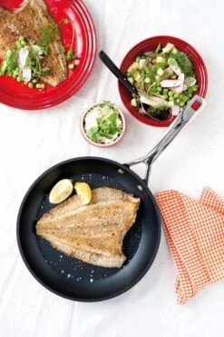 Le Creuset Koekenpan Les Forgées TNS - ø 24 Cm - Standaard Anti-aanbaklaag 11 Le Creuset Koekenpan Les Forgées TNS - ø 24 Cm - Standaard Anti-aanbaklaag -Le Creuset 799x1200 8