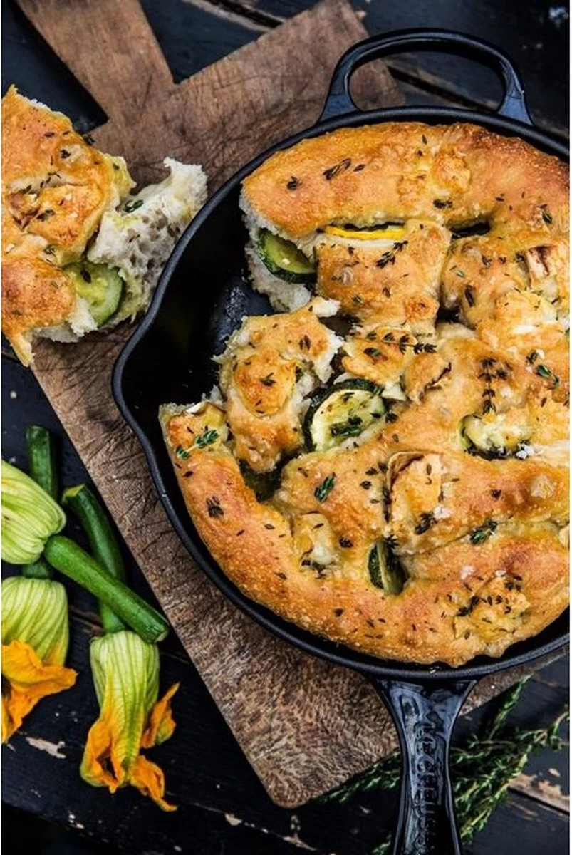 Le Creuset - Gietijzeren Ronde Skillet In Mat Zwart 23cm 4 Le Creuset - Gietijzeren Ronde Skillet In Mat Zwart 23cm - Afbeelding 2