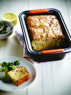 Le Creuset Cakevorm - 30 Cm - Anti Aanbak Coating 11 Le Creuset Cakevorm - 30 Cm - Anti Aanbak Coating -Le Creuset 900x1200 2