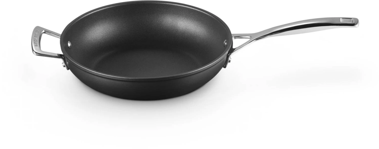 Le Creuset Sauteerpan Les Forgées TNS - ø 26 Cm / 2.7 Liter - Standaard Anti-aanbaklaag 5 Le Creuset Sauteerpan Les Forgées TNS - ø 26 Cm / 2.7 Liter - Standaard Anti-aanbaklaag - Afbeelding 3