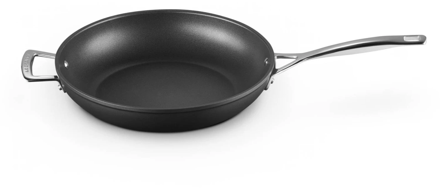 Le Creuset Sauteerpan Les Forgées TNS - ø 30 Cm / 3.7 Liter - Standaard Anti-aanbaklaag 6 Le Creuset Sauteerpan Les Forgées TNS - ø 30 Cm / 3.7 Liter - Standaard Anti-aanbaklaag - Afbeelding 4
