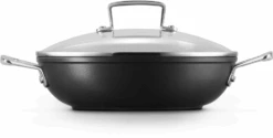 Le Creuset Hapjespan Met Deksel - Les Forgées TNS - ø 24 Cm / 2.3 Liter - Standaard Anti-aanbaklaag -Le Creuset LC 20190624 ZS PS FS 51107240010502 003