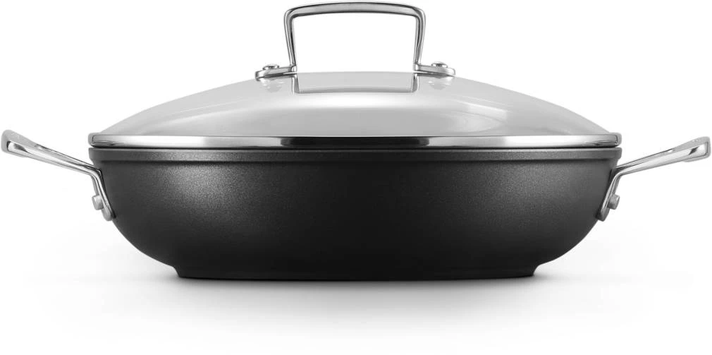 Le Creuset Hapjespan Met Deksel - Les Forgées TNS - ø 26 Cm / 2.7 Liter - Standaard Anti-aanbaklaag 8 Le Creuset Hapjespan Met Deksel - Les Forgées TNS - ø 26 Cm / 2.7 Liter - Standaard Anti-aanbaklaag - Afbeelding 6