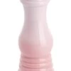 Le Creuset Zoutmolen - Shell Pink - 21 Cm 2 Le Creuset Zoutmolen - Shell Pink - 21 Cm -Le Creuset Le Creuset zoutmolen shell pink