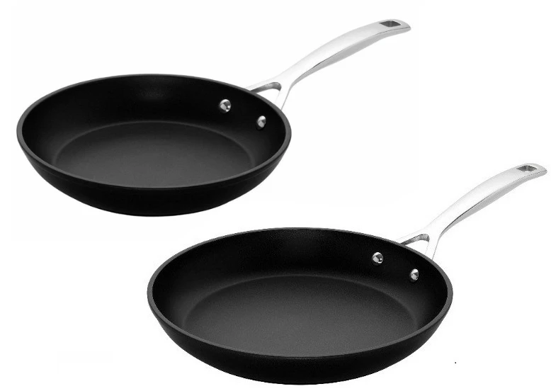 Le Creuset Koekenpannenset Les Forgées TNS - ø 24 En 28 Cm - Standaard Anti-aanbaklaag 2 Le Creuset Koekenpannenset Les Forgées TNS - ø 24 En 28 Cm - Standaard Anti-aanbaklaag