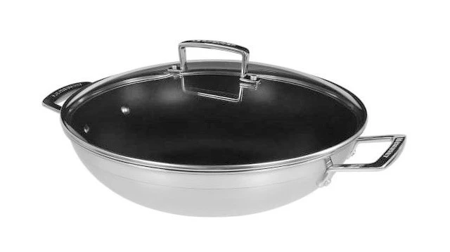 Le Creuset Wokpan Magnetik - TriPly RVS - ø 30 Cm / 4.3 Liter - Standaard Anti-aanbaklaag 3 Le Creuset Wokpan Magnetik - TriPly RVS - ø 30 Cm / 4.3 Liter - Standaard Anti-aanbaklaag
