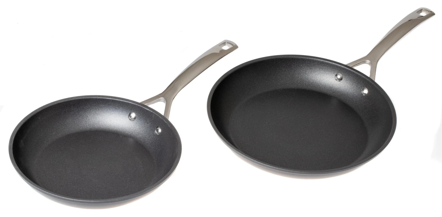 Le Creuset Koekenpannenset Les Forgées TNS - ø 24 En 28 Cm - Standaard Anti-aanbaklaag 5 Le Creuset Koekenpannenset Les Forgées TNS - ø 24 En 28 Cm - Standaard Anti-aanbaklaag - Afbeelding 4