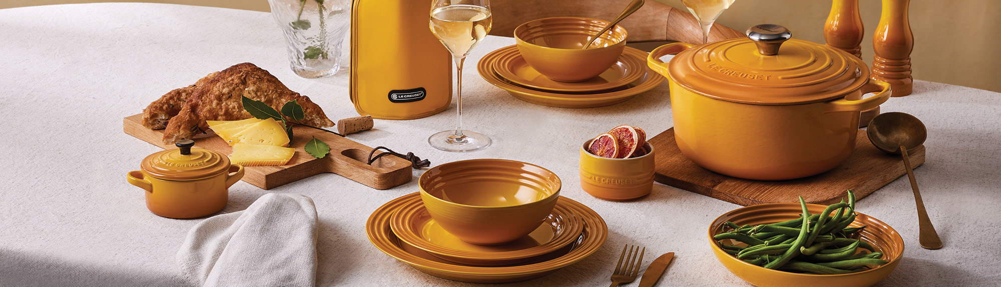 Le Creuset 2 Le Creuset -Le Creuset 1